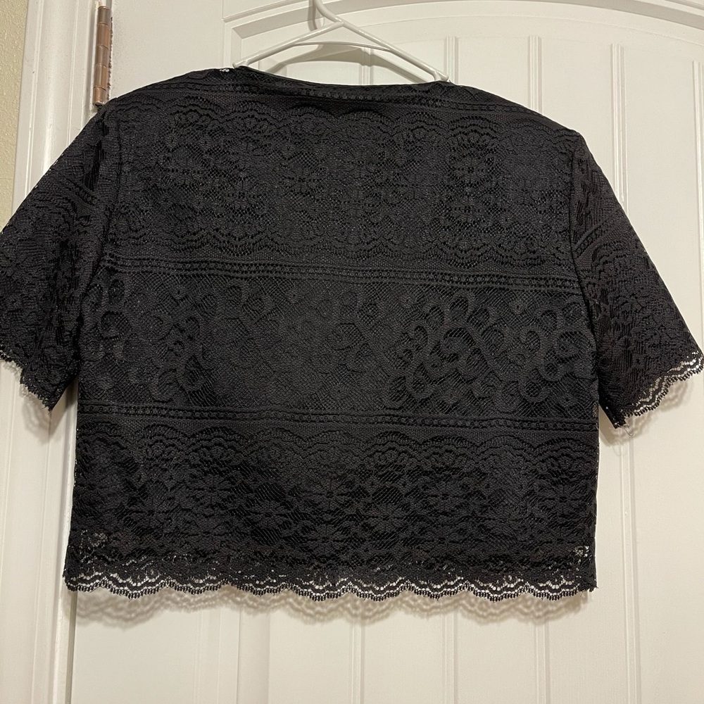 Lace top - Picture 3 of 5